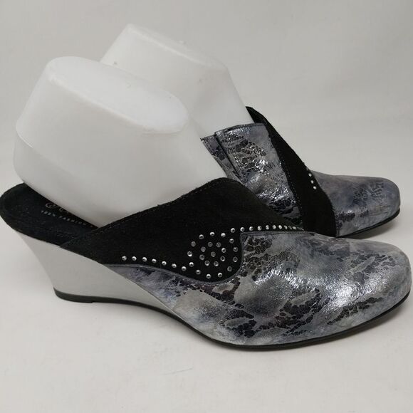 HELLE COMFORT CLOGS. SIZE 9.5". - Picture 8 of 16